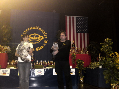 Arwen bei der Preiverleihung Arwen bei der Preiverleihung